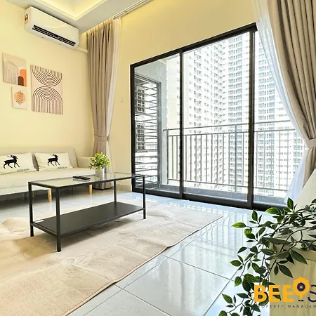 Youth City Residence Family Suite Klia Aeon Mall Nilai Usim Bagian luar foto