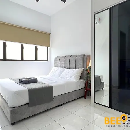 Youth City Residence Family Suite Klia Aeon Mall Nilai Usim Bagian luar foto