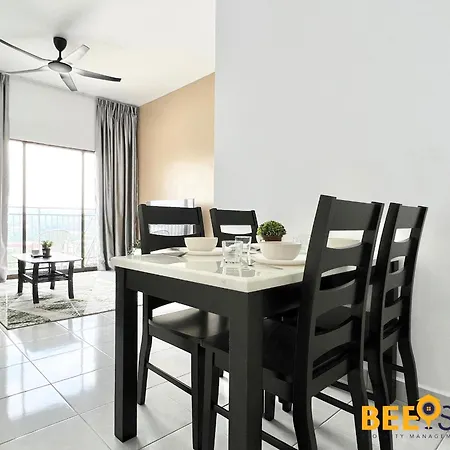 Youth City Residence Family Suite Klia Aeon Mall Nilai Usim Bagian luar foto