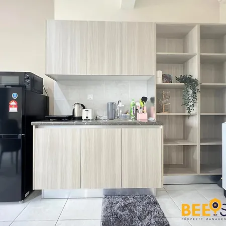 Youth City Residence Family Suite Klia Aeon Mall Nilai Usim Bagian luar foto